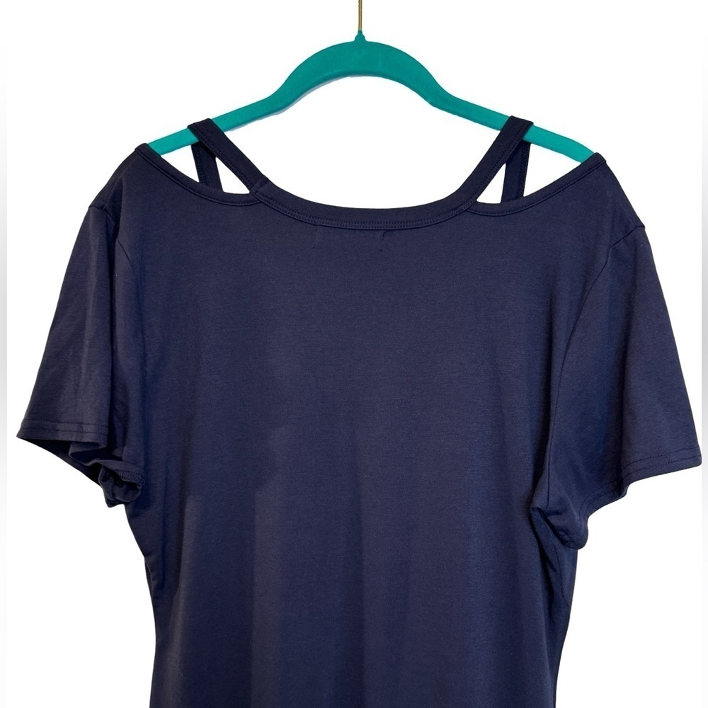 Berryou Navy Blue Cold Shoulder Dress Size L☀️ - Picture 9 of 12